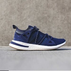 NWOT Adidas Blue Sneakers with Classic Design